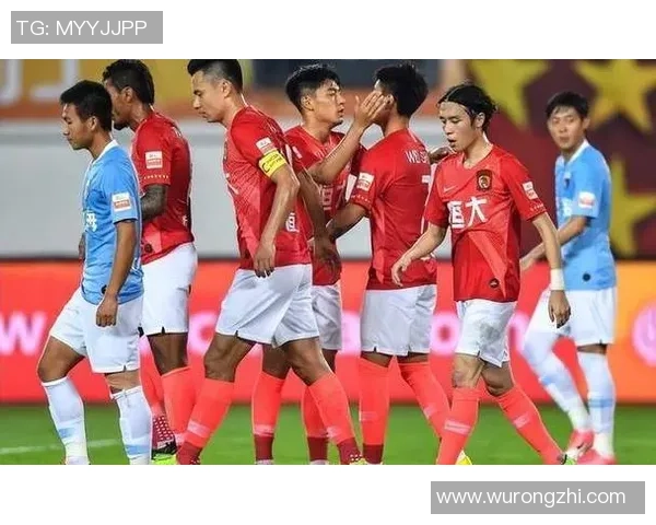 足球巨星与中国明星的精彩相遇揭示了文化交流的新篇章 足球巨星与中国明星的精彩相遇揭示了文化交流的新篇章